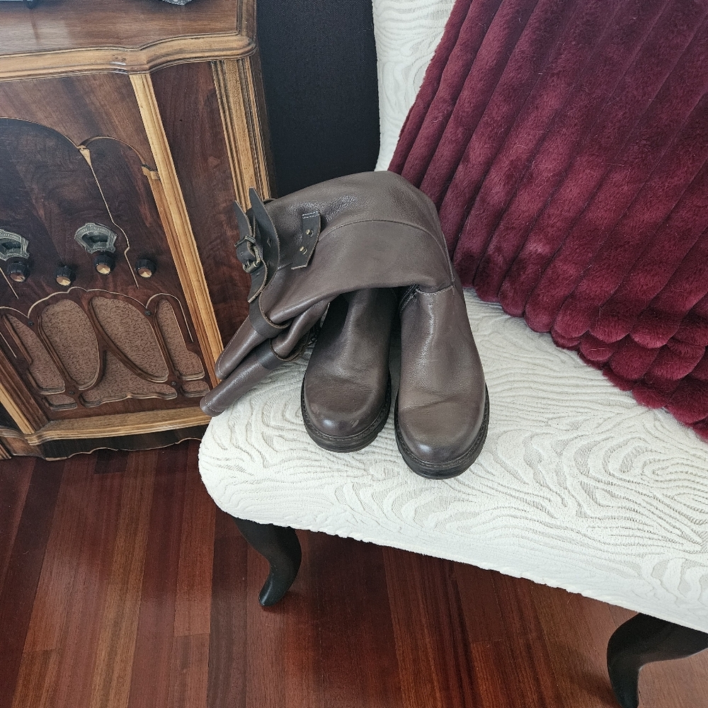 Elegant Brown  Bueno Leather High top Boots with Buckle